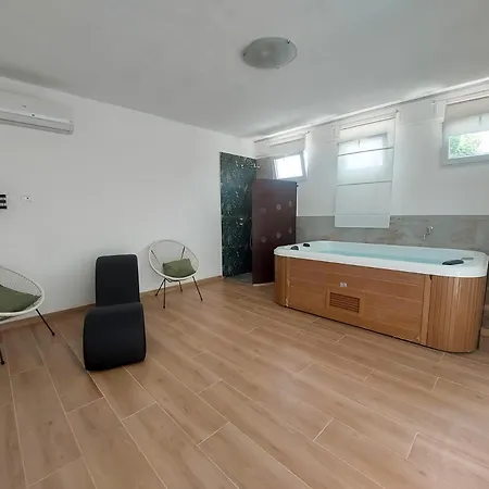 Del Tellaro Apartamento *
