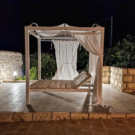 Del Tellaro Apartamento *